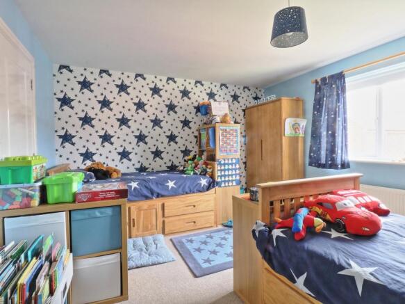 Photo 12