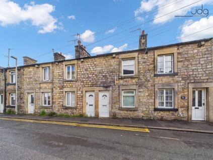 Chapel Street, Galagte | Quaint terraced cottage on a quiet street