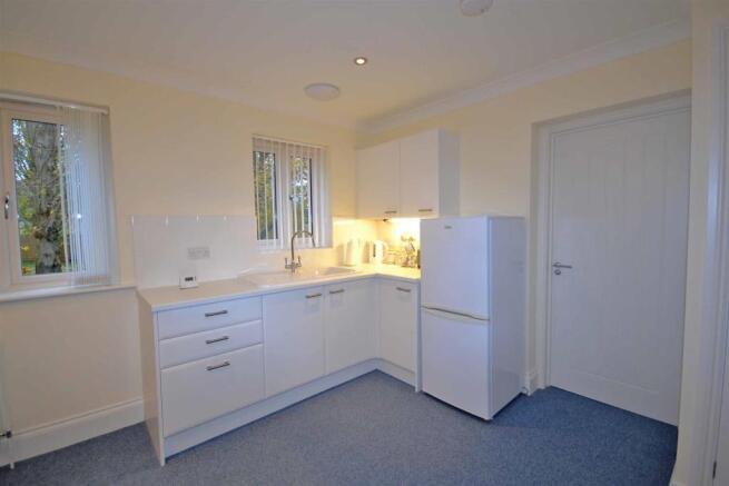 Annex Kitchen.jpg