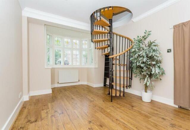 5353_imported_540_I49TSF_IMG_00_0000_max_656x437.v