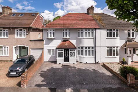 Mayfair Avenue, Bexleyheath, DA7