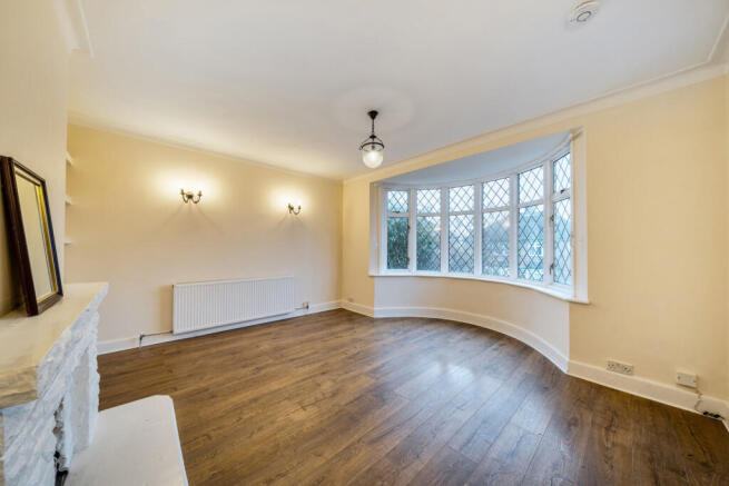 1392815-13-694281...