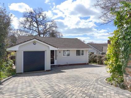 Smugglers Lane South, Highcliffe, Christchurch, BH23