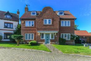5, Walnut Grove, Nottingham NG12 3AU