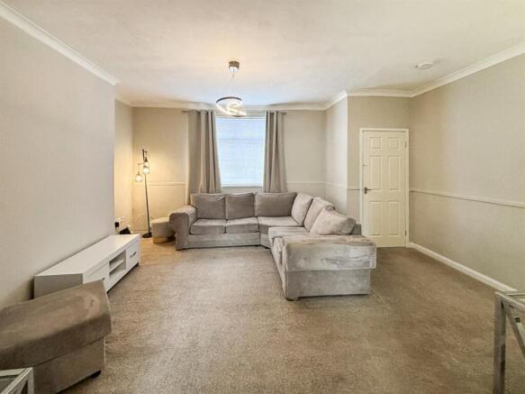 WhatsApp Image 2025-03-25 at 12.31.08_28d69df6.jpg