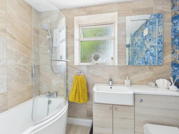 3 bed Terraced for sale Image 6
