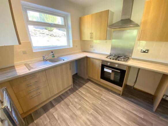 Bramleys Estate Agents - Wheatfield Avenue - Oakes