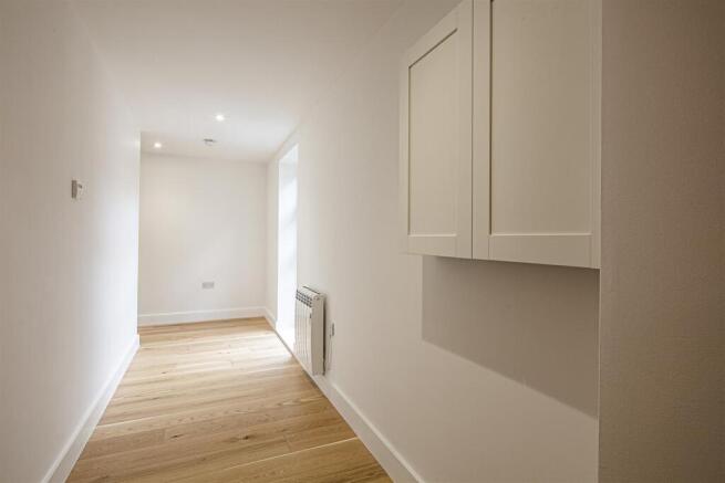 1 bed Apartment to rent Image 9