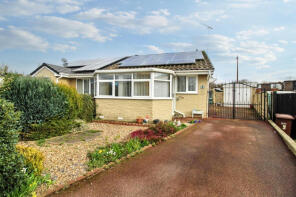 3, Farmfield Drive, Fitzwilliam, Pontefract WF9 5DX