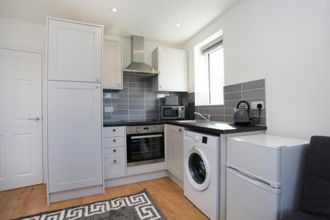 kitchen area 1.jpg