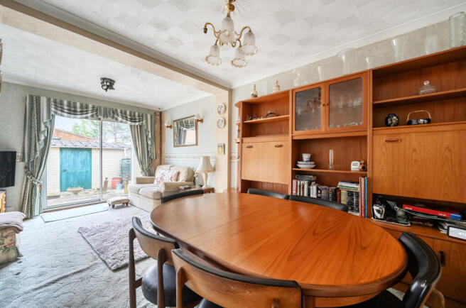 1447207969e120e9f38f7