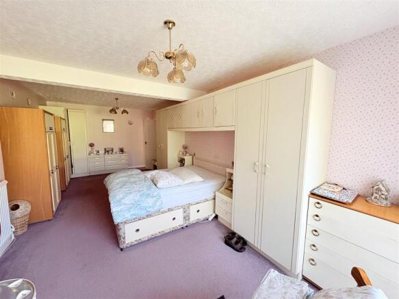 Mancroft Avenue, Stubbington, Fareham photo 4