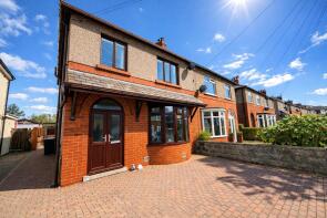 11, Newlands Avenue, Lancaster LA1 4HU