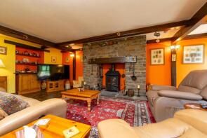 Bwthyn Maes Glas, Tramroadside, Treharris CF46 5NS