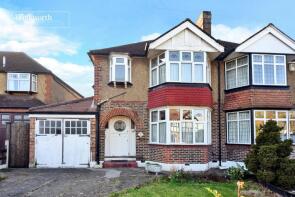 91, Leyfield, Worcester Park KT4 7LP