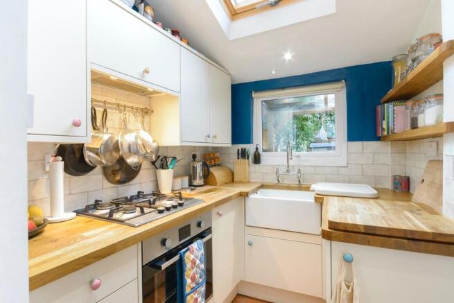 ECARRETKRAPEVORG33 - Kitchen A.jpg