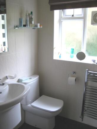 En-Suite Bathroom