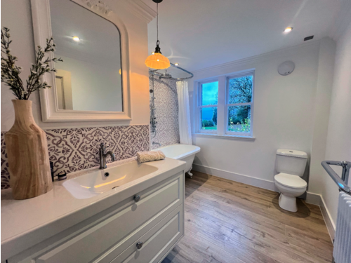 Bathroom (1)