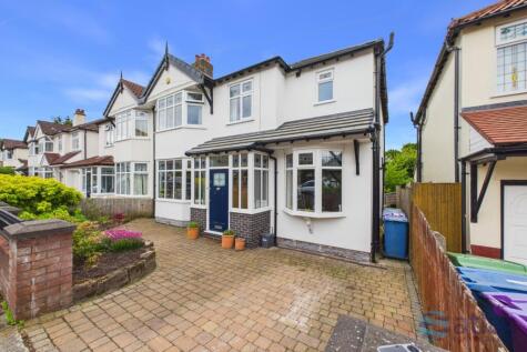 Stockville Road, Calderstones, L18