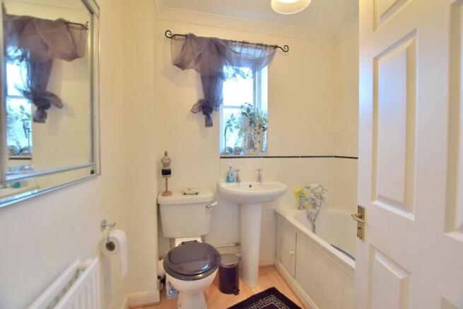Photo 10