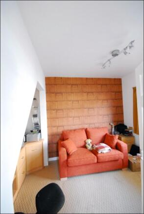 Bedroom 4 / Study