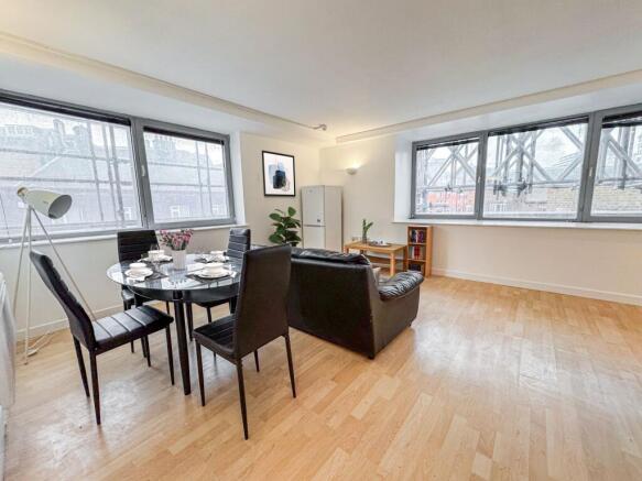 Kitchen / Living Room