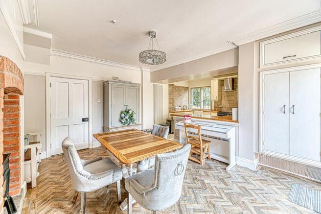 Kitchen/Dining Room