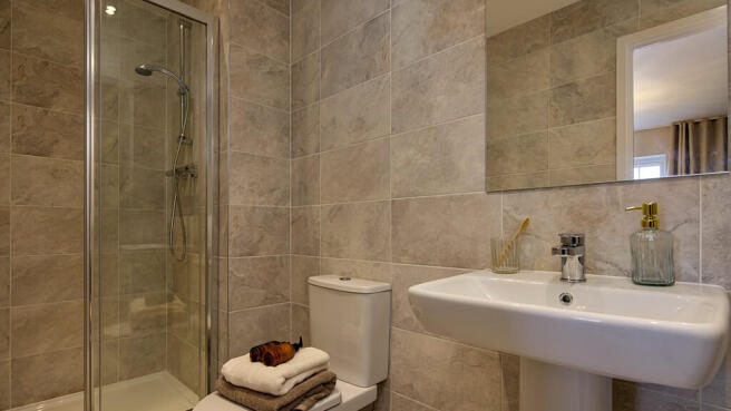 4 bed Semi-Detached for sale Image 5