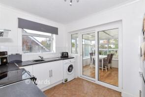 4, Valley Drive, Loose ME15 9TJ
