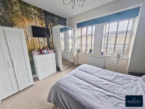 4 bed Terraced for sale Image 9