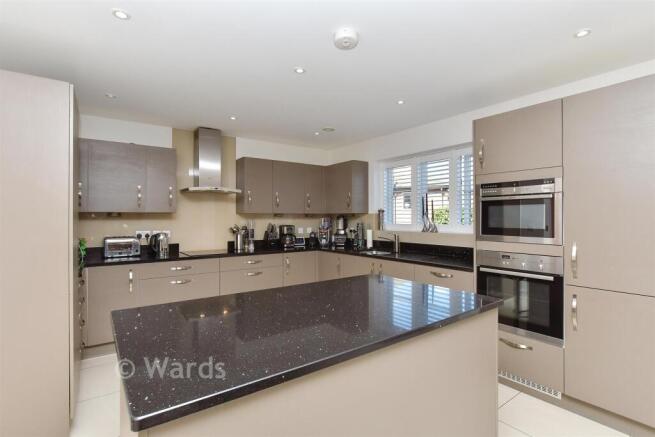 Kitchen/Dining Area