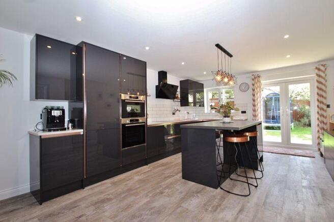 Kitchen/Breakf...