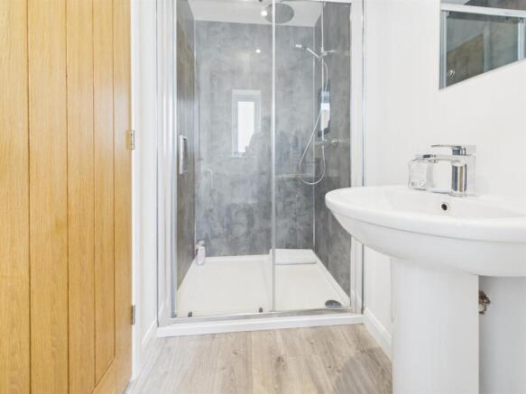 Annexe Ensuite Shower