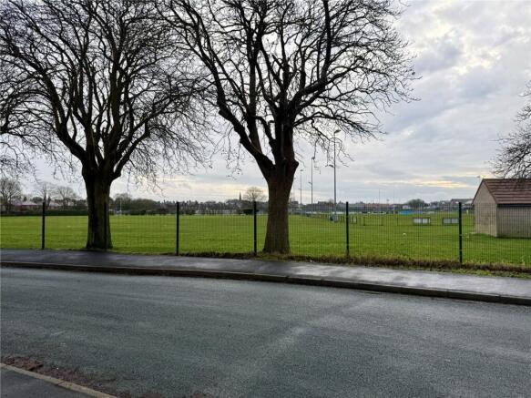 3 bed Detached for sale Image 11