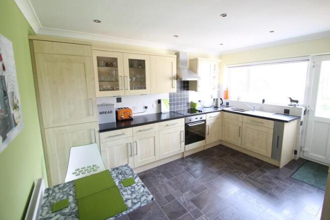Kitchen/ Breakfast room