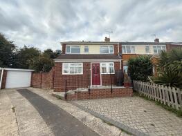 44, Burroughes Avenue, Yeovil BA21 3JU