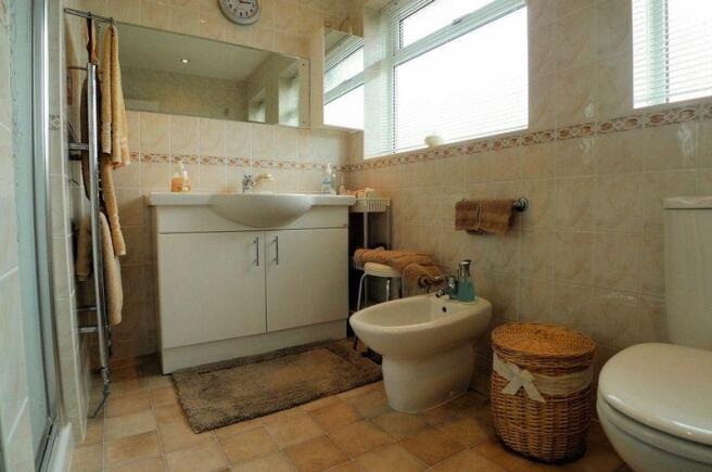 Modern Shower ...