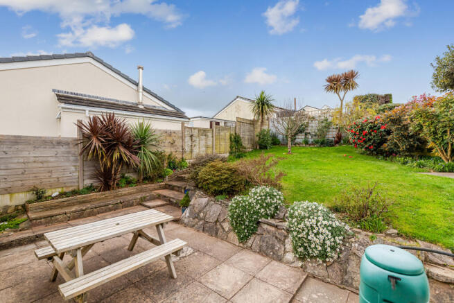 A10 - 25 Coombe Meadows Chillington - 260310