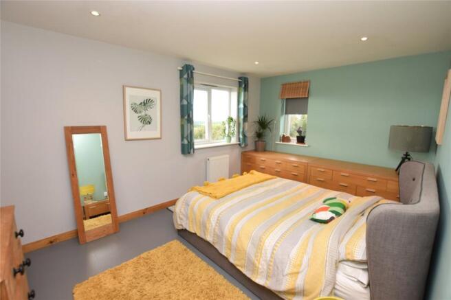 Bedroom 1 Alt