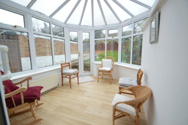51 Nether Court conservatory.JPG