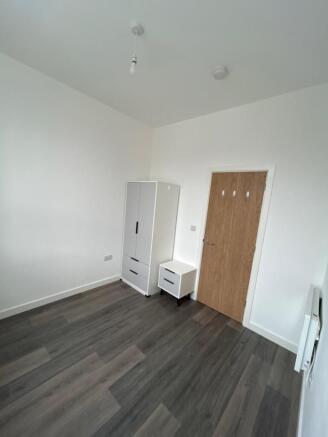 1 bed Flat to rent Image 5