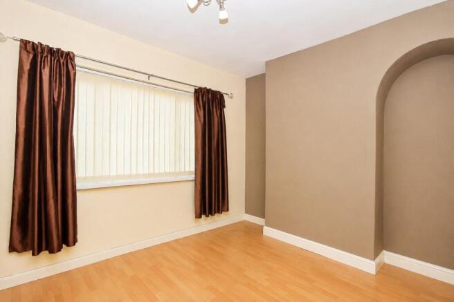 3 bed Semi-Detached for sale Image 7