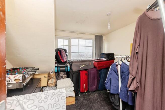4 bed Terraced for sale Image 7
