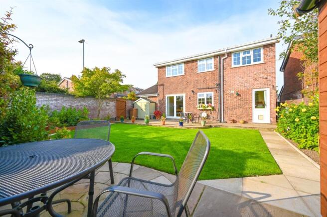 LANDSCAPED GARDENS TO REAR