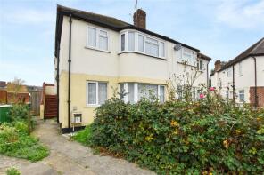 40, Russell Close, Bexleyheath DA7 4HX