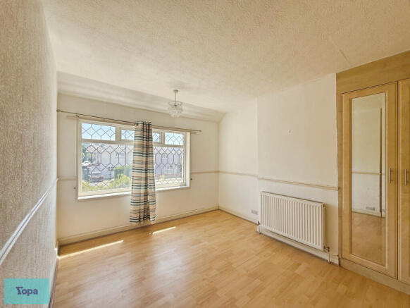 3 bed Semi-Detached for sale Image 7