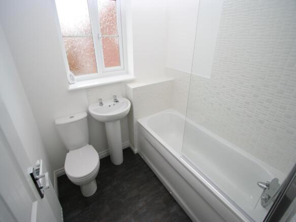 3 bed Terraced for sale Image 8