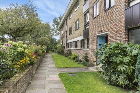 Darwin Court, Greenacres, Eltham SE9