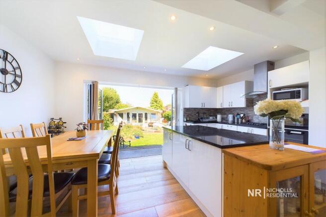 Kitchen/Dining Room