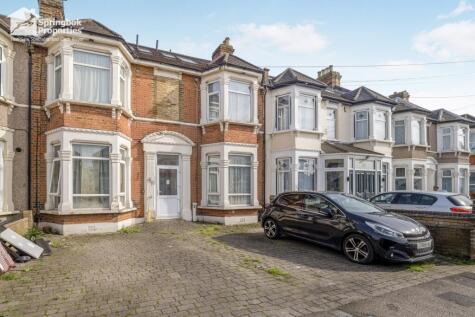 44 Wellwood Road, Ilford, Essex